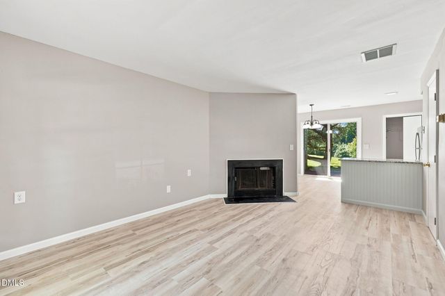 118 Friar Lane, Carrboro, NC 27510