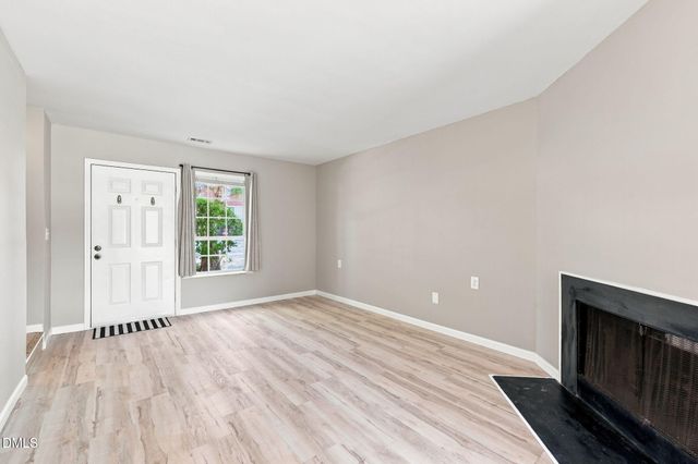 118 Friar Lane, Carrboro, NC 27510