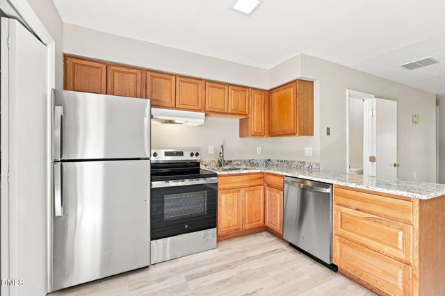 118 Friar Lane, Carrboro, NC 27510