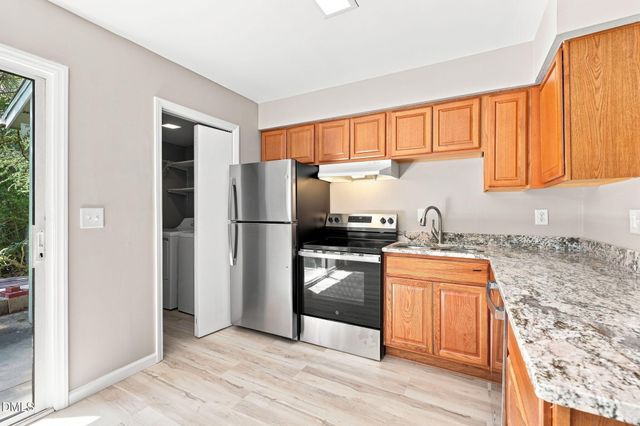 118 Friar Lane, Carrboro, NC 27510