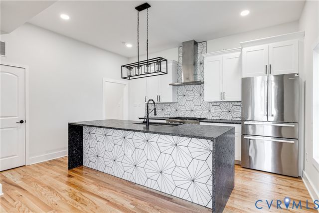 2109 E Marshall St, Richmond, VA 23223