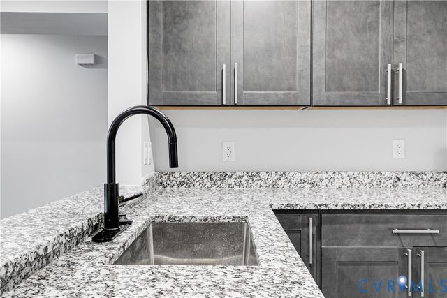 2109 E Marshall St, Richmond, VA 23223