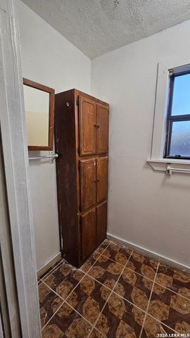 1007 NOVELLA, Adkins, TX 78101