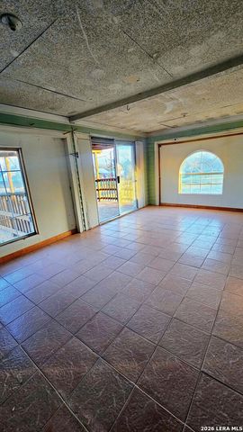 1007 NOVELLA, Adkins, TX 78101