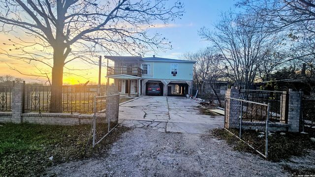 1007 NOVELLA, Adkins, TX 78101