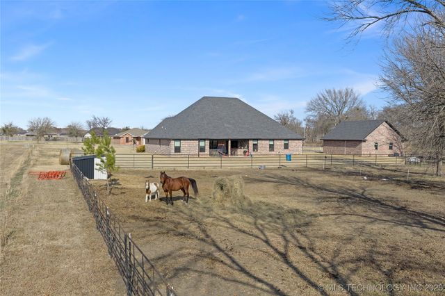 503 Brentain Lane, Madill, OK 73446