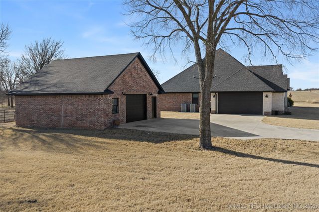 503 Brentain Lane, Madill, OK 73446