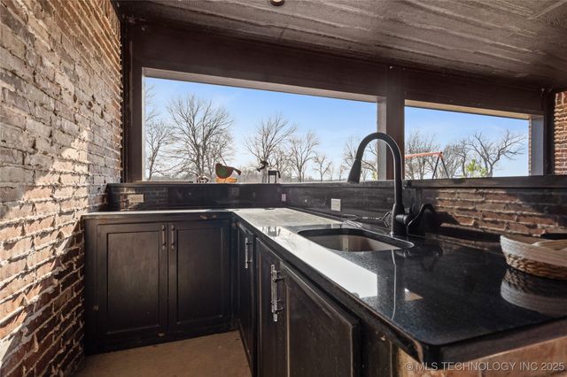 503 Brentain Lane, Madill, OK 73446