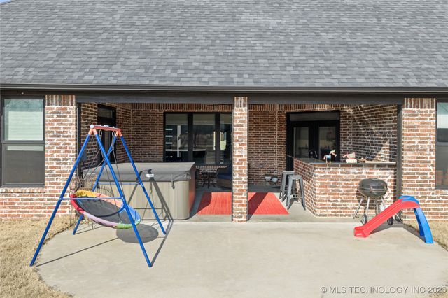 503 Brentain Lane, Madill, OK 73446