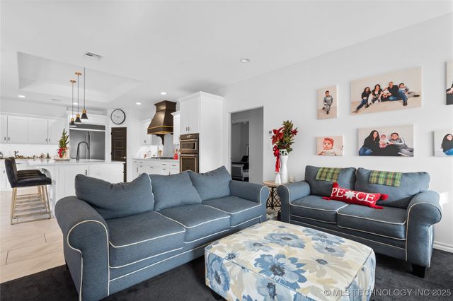 503 Brentain Lane, Madill, OK 73446