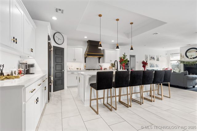 503 Brentain Lane, Madill, OK 73446