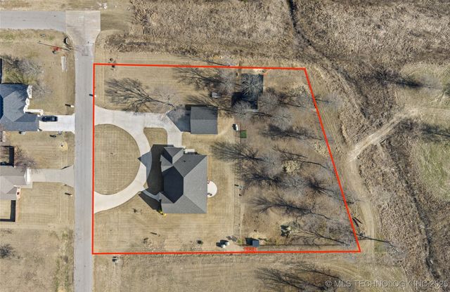 503 Brentain Lane, Madill, OK 73446