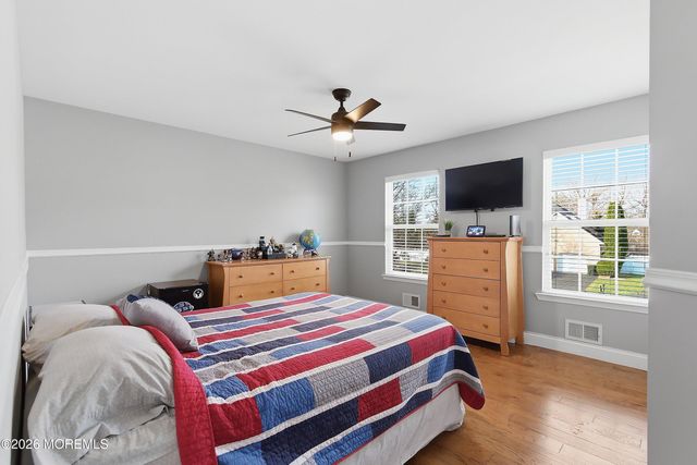 18 Carrie Drive, Howell, NJ 07731