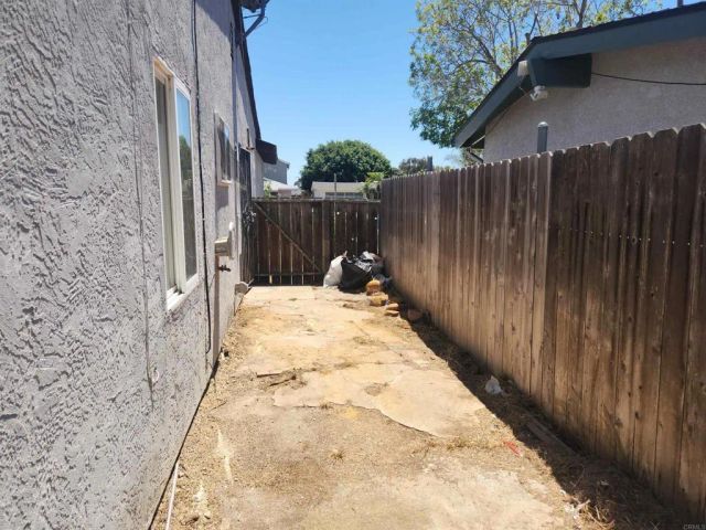 2994-96 Luna Avenue, San Diego, CA 92117