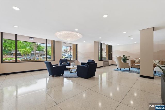 6600 JFK Blvd E, West New York, NJ 07093