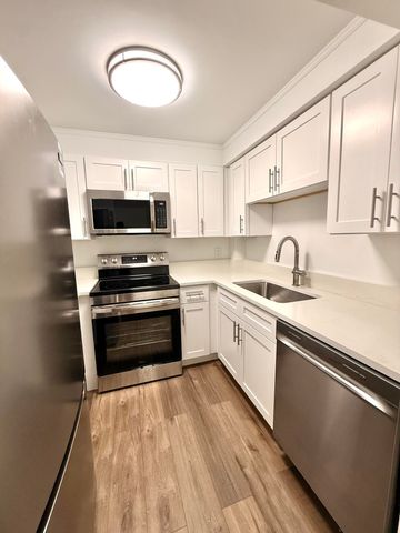 412 Northlake Court Apt 5, North Palm Beach, FL 33408