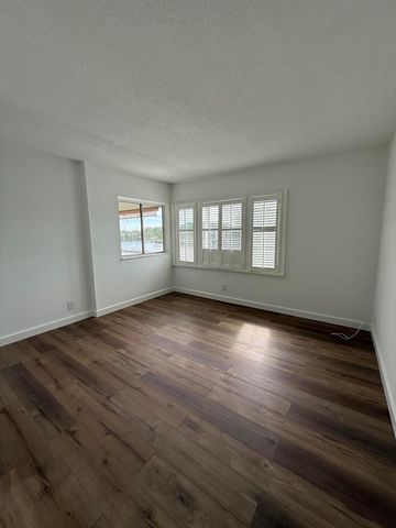 412 Northlake Court Apt 5, North Palm Beach, FL 33408