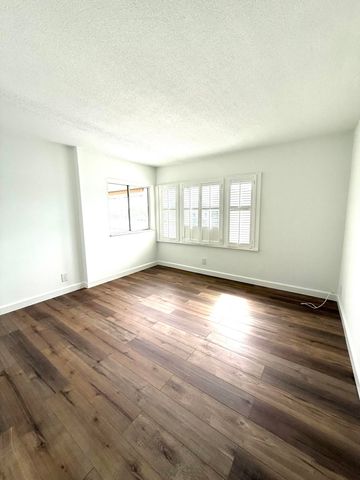 412 Northlake Court Apt 5, North Palm Beach, FL 33408