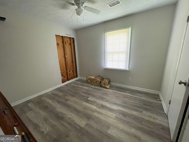 200 Glover Circle, Newnan, GA 30263