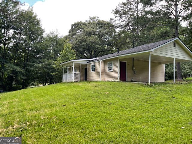 200 Glover Circle, Newnan, GA 30263