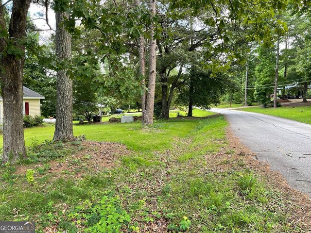 200 Glover Circle, Newnan, GA 30263