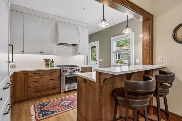 4308 France Avenue S, Edina, MN 55410
