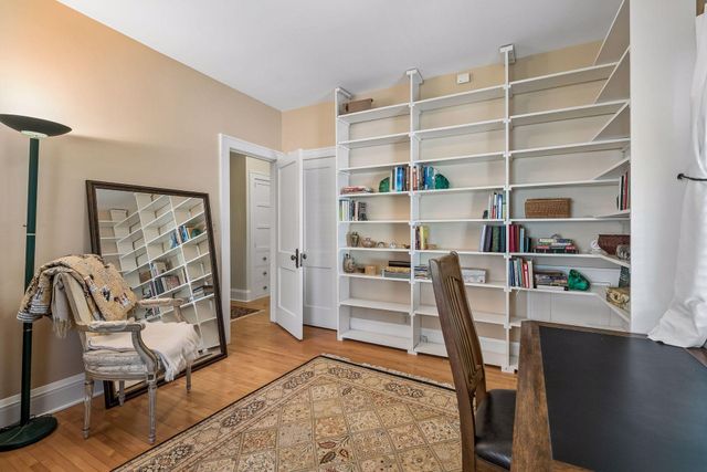 4308 France Avenue S, Edina, MN 55410