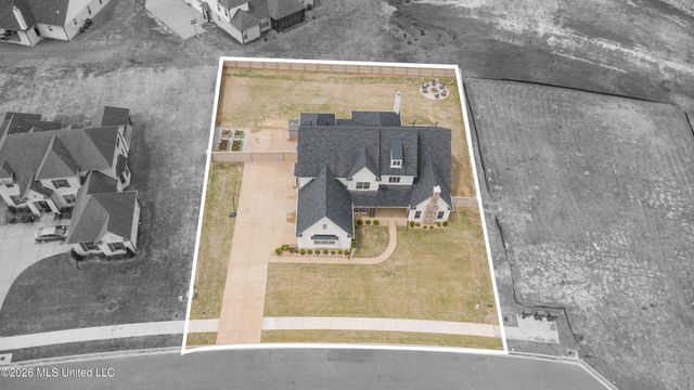 813 Hawkeye Street, Olive Branch, MS 38654