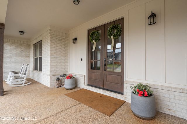 813 Hawkeye Street, Olive Branch, MS 38654