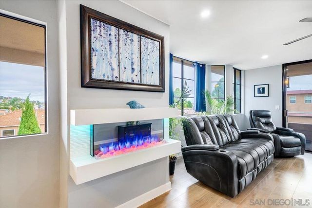 3130 Avenida De Portugal 304, San Diego, CA 92106