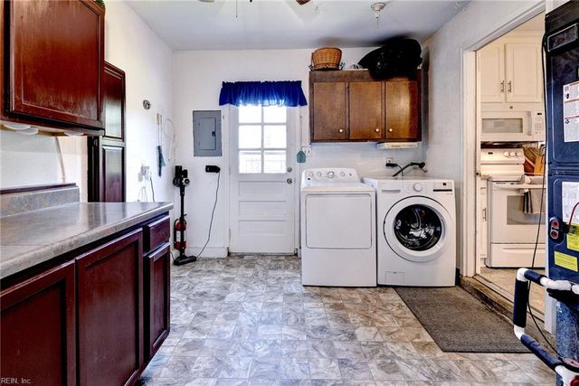 113 Virginia DR, Newport News, VA 23602