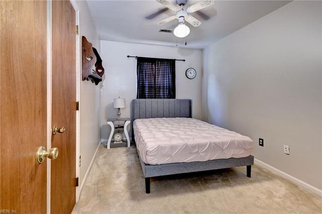 113 Virginia DR, Newport News, VA 23602