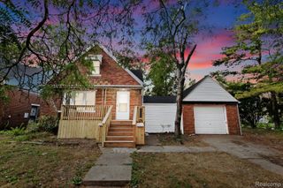 15887 Snowden Street, Detroit, MI 48227
