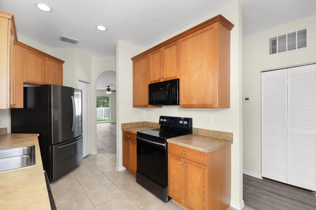 10033 SW Stonegate Drive, Port St. Lucie, Port St Lucie, FL 34987