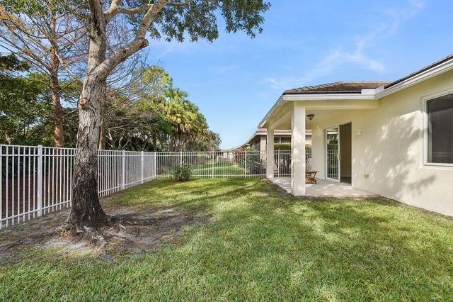 10033 SW Stonegate Drive, Port St. Lucie, Port St Lucie, FL 34987