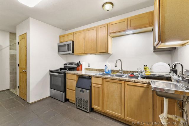 15715 State Road 78, Achille, OK 74720