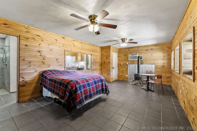 15715 State Road 78, Achille, OK 74720