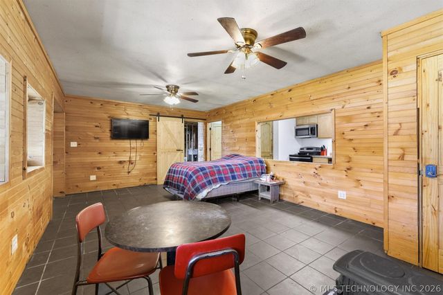 15715 State Road 78, Achille, OK 74720