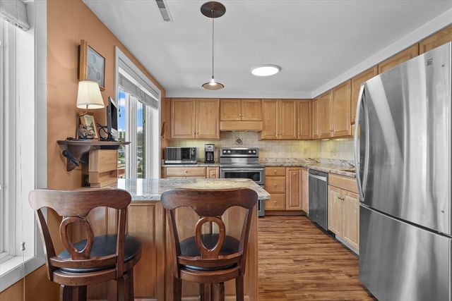 126 Merrimac St 47, Newburyport, MA 01950