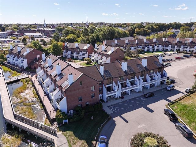 126 Merrimac St 47, Newburyport, MA 01950