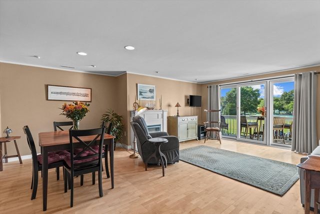 126 Merrimac St 47, Newburyport, MA 01950