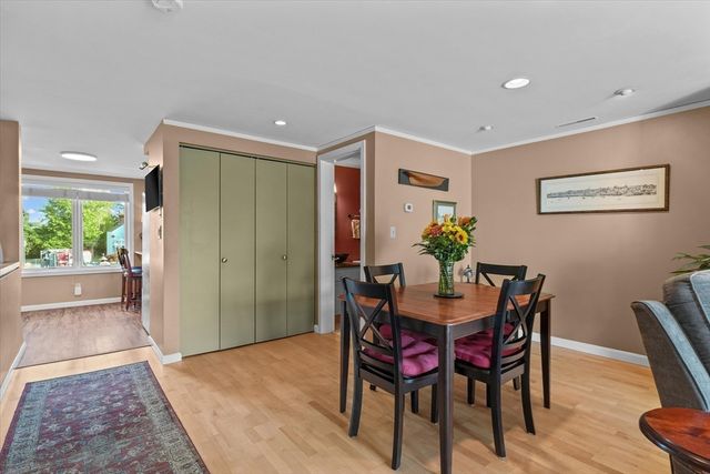 126 Merrimac St 47, Newburyport, MA 01950