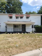 32260 Oscoda Court, Westland, MI 48186