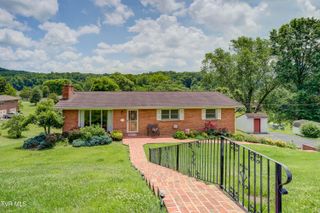 296 Redstone Drive, Bluff City, TN 37618