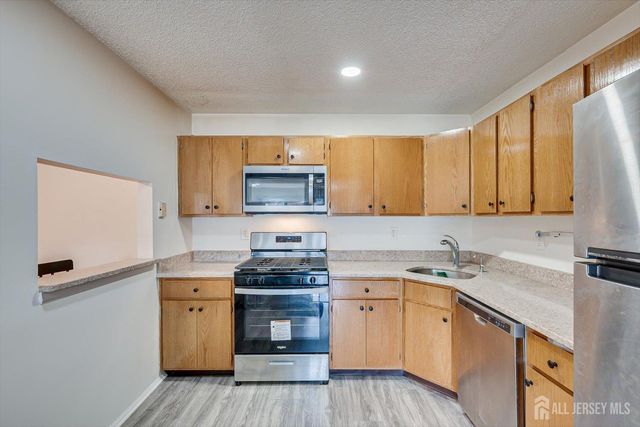 409 Lancaster Court, Piscataway, NJ 08854