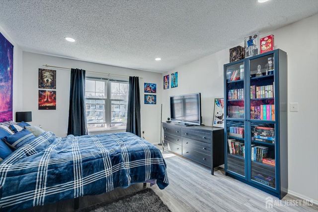 409 Lancaster Court, Piscataway, NJ 08854