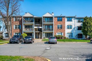 409 Lancaster Court, Piscataway, NJ 08854
