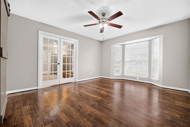 97 Panorama Drive, Panorama Village, TX 77304