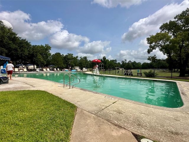 97 Panorama Drive, Panorama Village, TX 77304