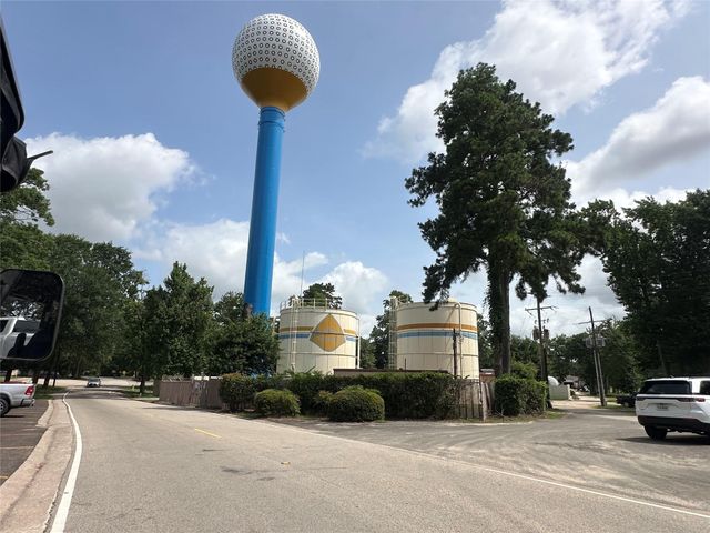 97 Panorama Drive, Panorama Village, TX 77304